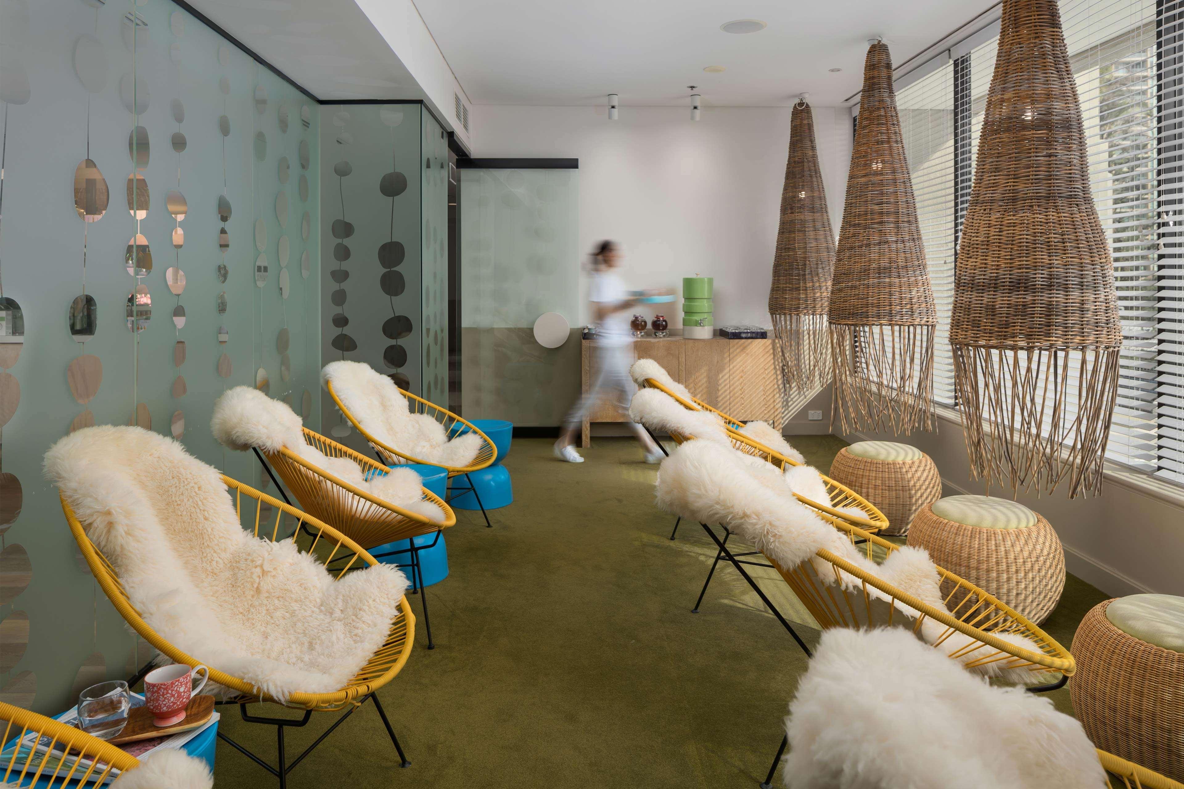 Qt Gold Coast Exterior foto The waiting room at the clinic